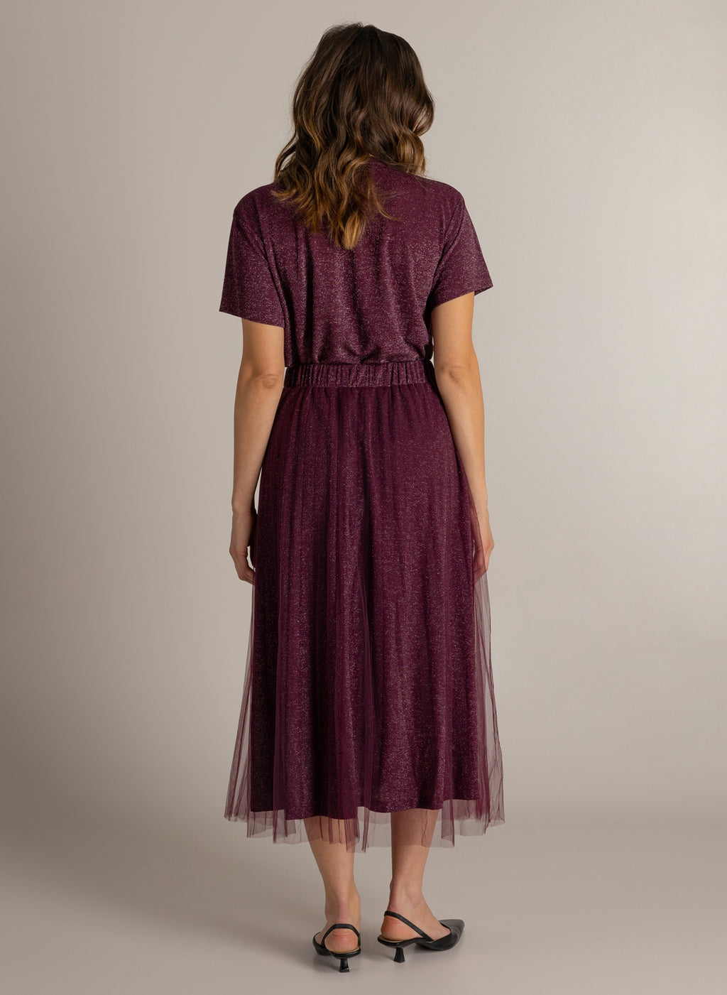 Mirja Rok - Dark wine red