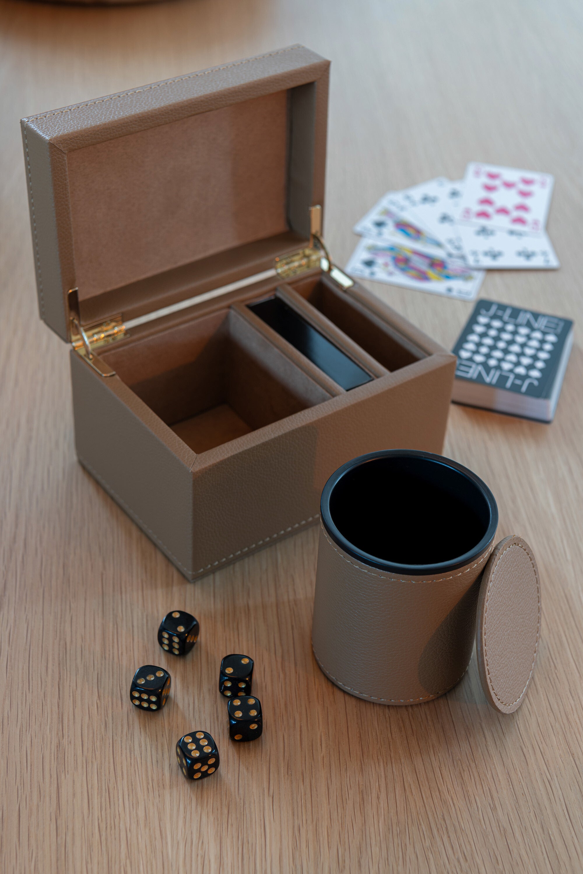 SPEELDOOS PU CAMEL (17.5x12x10cm)