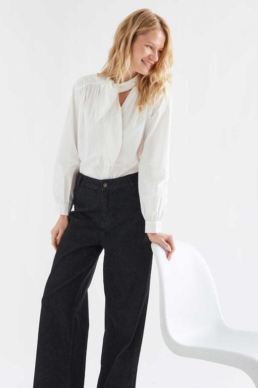 Zwarte jeans met hartvormige zakken