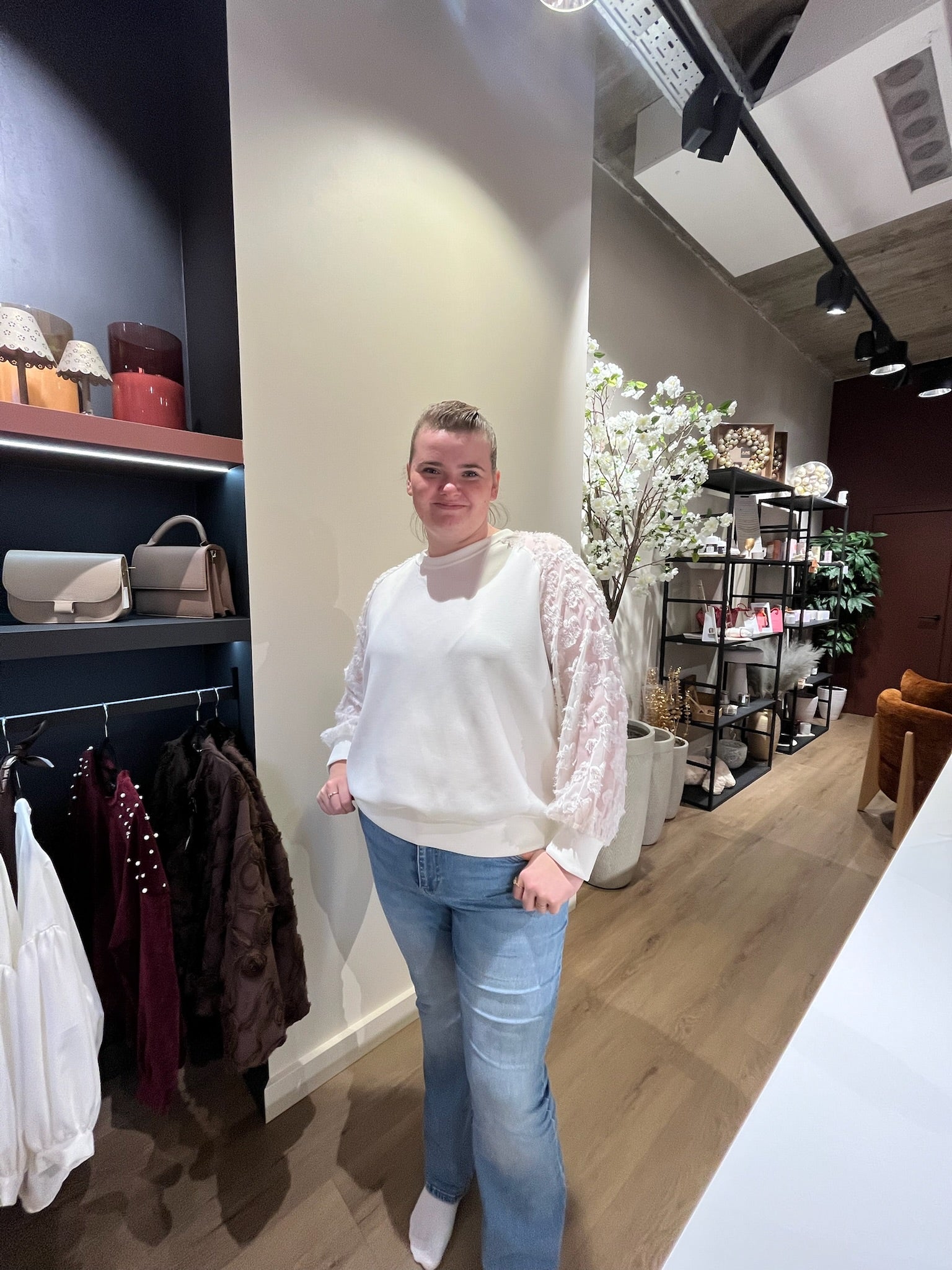 sweater met siermouw