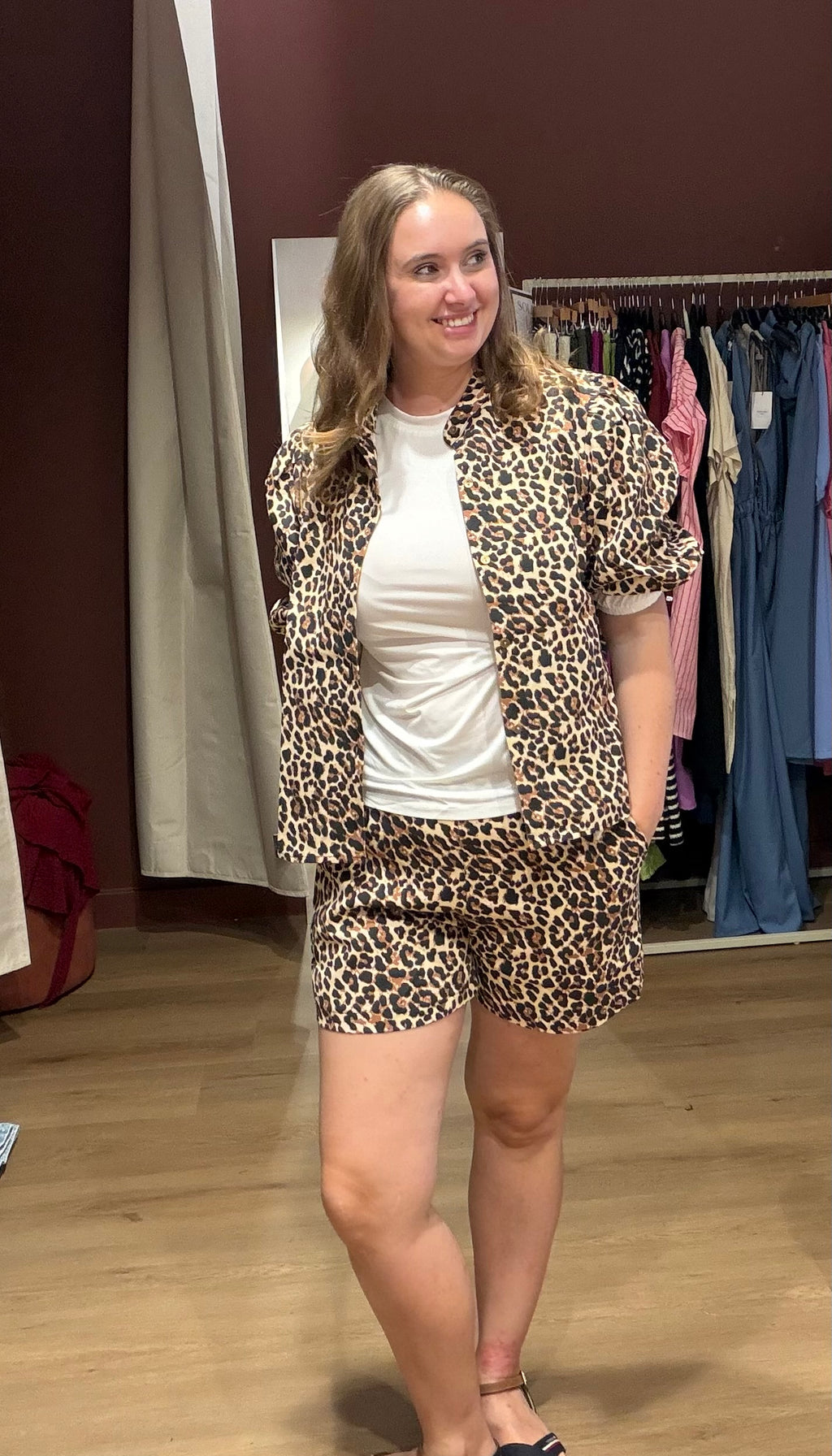 short leopard print