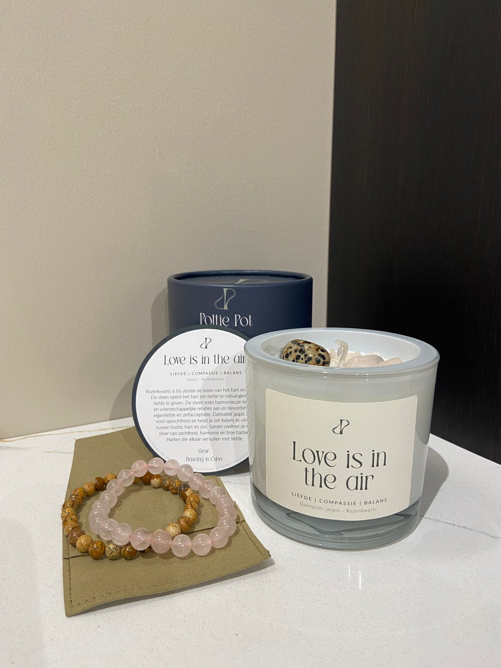 Love is in the air - geurkaars met edelstenen