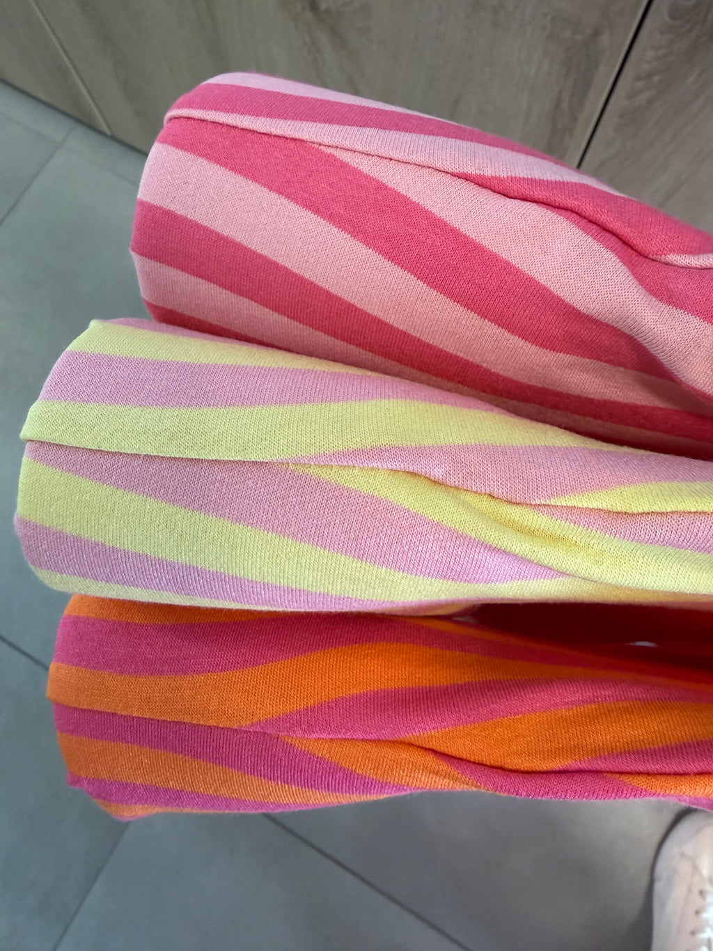 Tshirt gestreept geel-roze