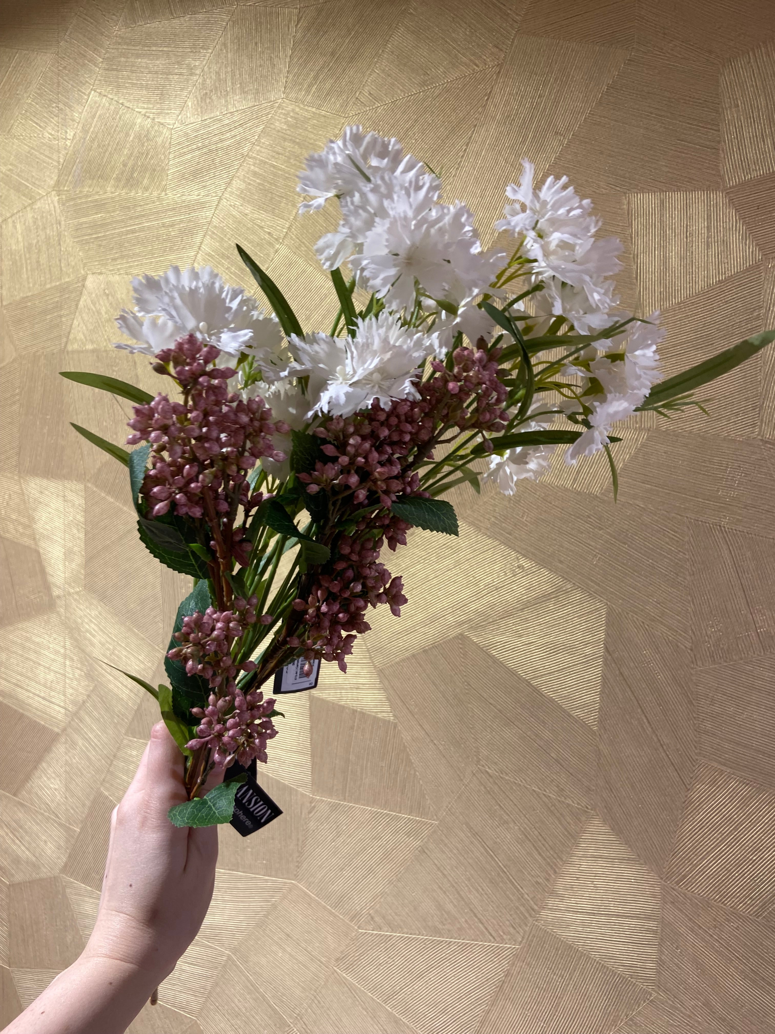 Carnation white 72 cm