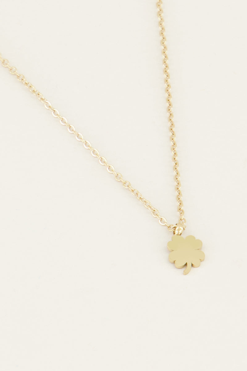 Necklace clover